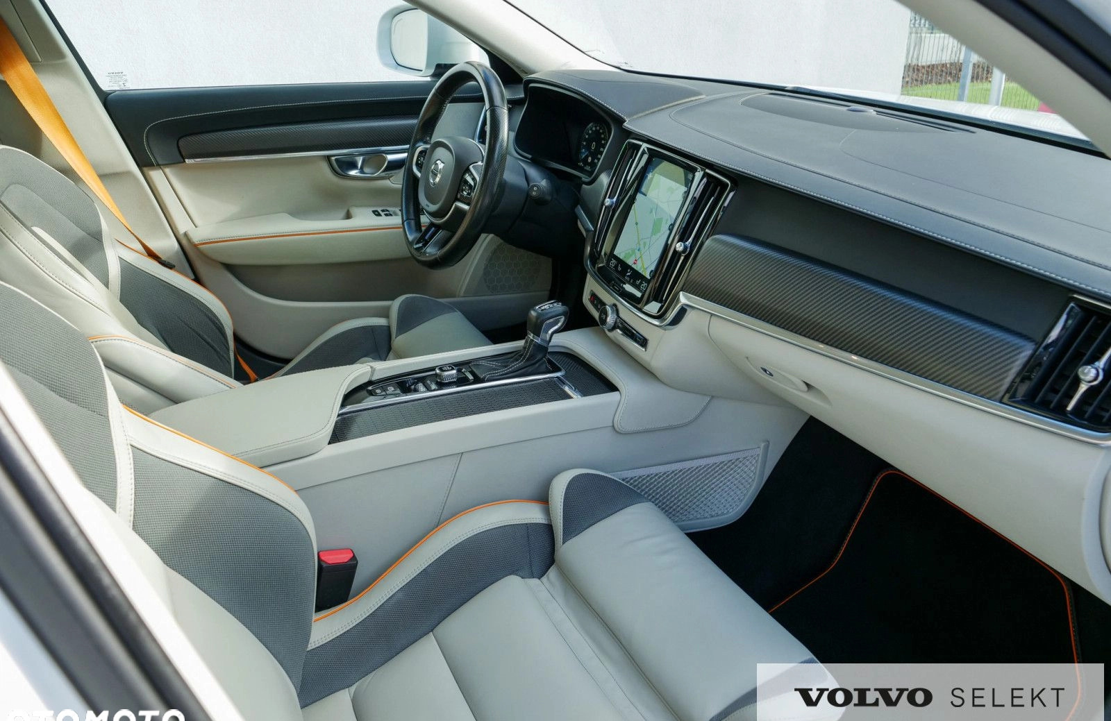 Volvo V90 Cross Country cena 152900 przebieg: 131120, rok produkcji 2018 z Gąbin małe 781